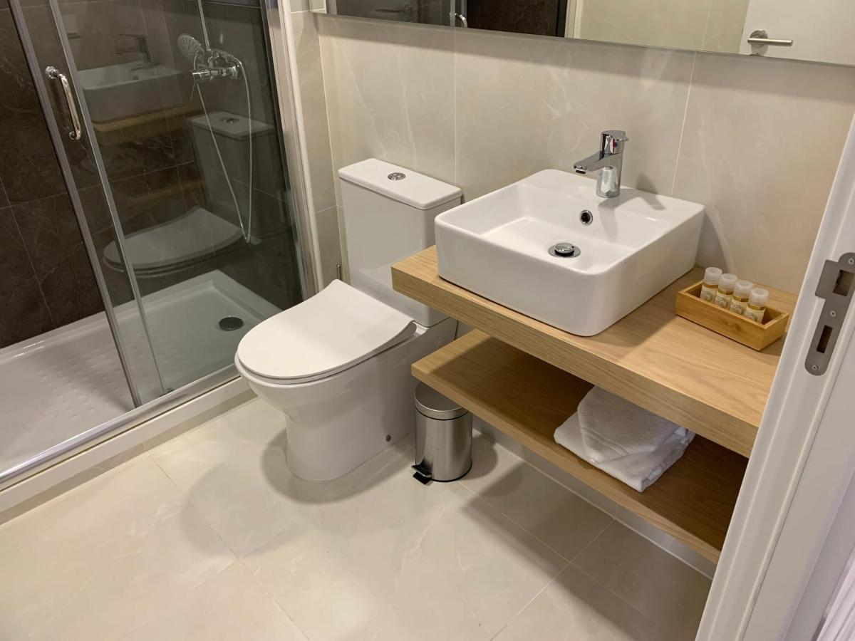 Pharmacia Guesthouse コインブラ エクステリア 写真